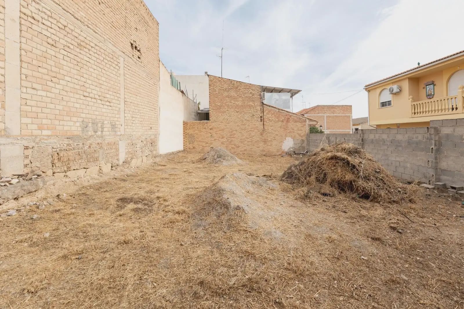 Building Plot for sale in Las Gabias - € 78,000 (Ref: 9837274)