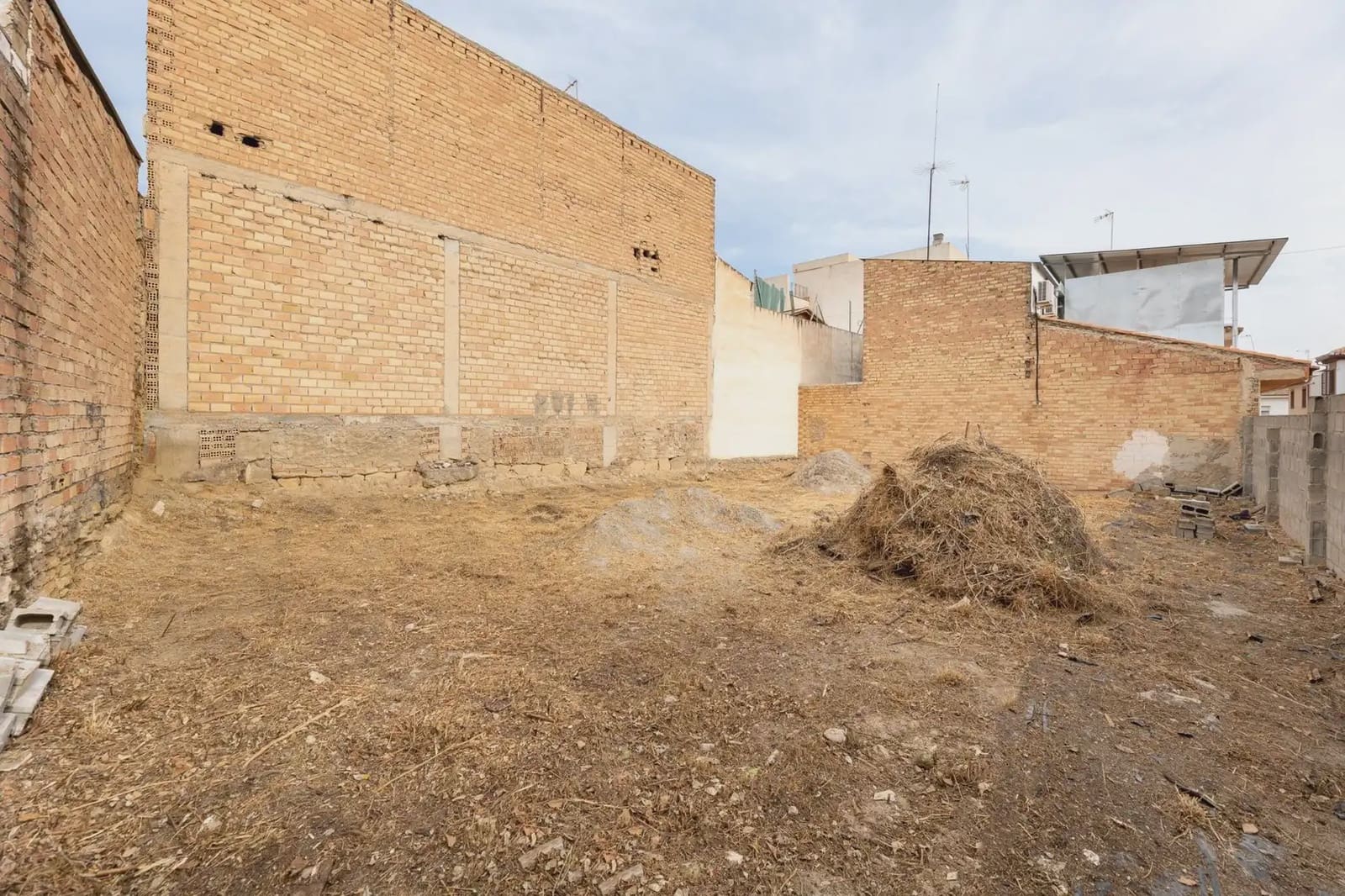 Building Plot for sale in Las Gabias - € 78,000 (Ref: 9837274)