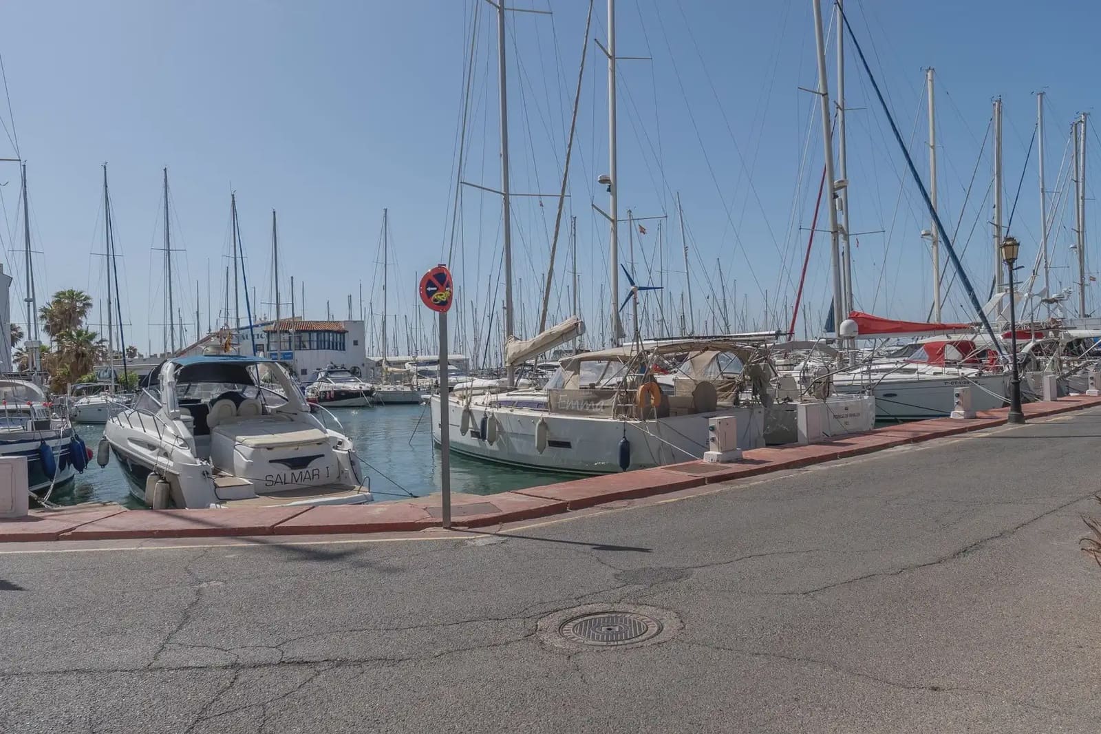 Flat for sale in El Ejido - € 205,000 (Ref: 9837276)