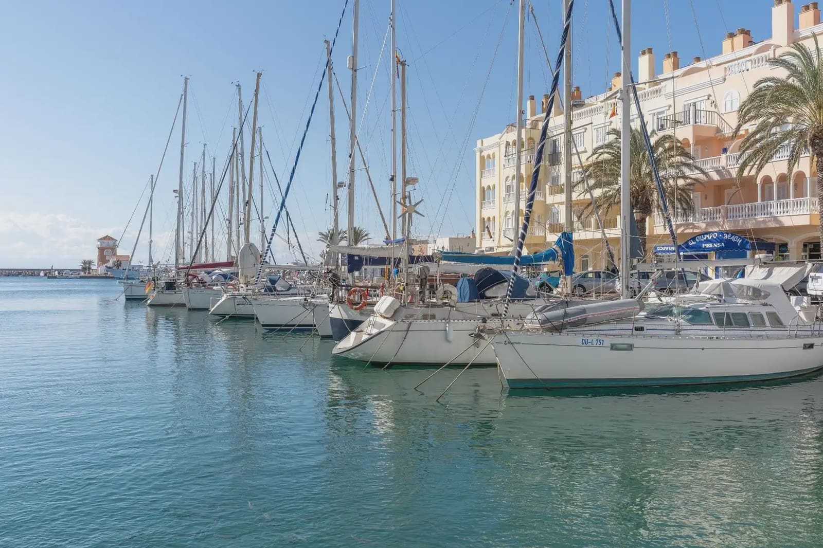 Flat for sale in El Ejido - € 205,000 (Ref: 9837276)