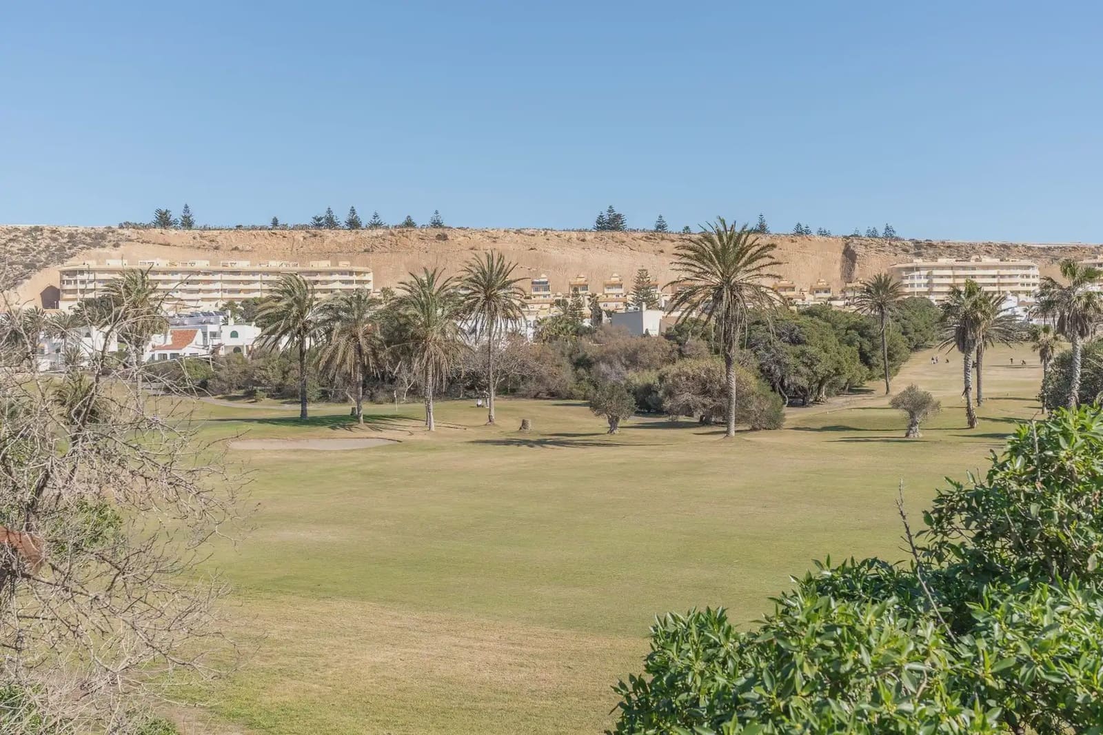 Flat for sale in El Ejido - € 205,000 (Ref: 9837276)