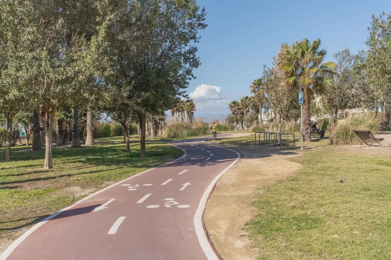 Flat for sale in El Ejido - € 205,000 (Ref: 9837276)