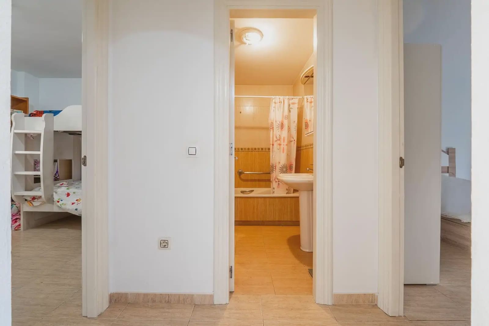 Flat for sale in El Ejido - € 205,000 (Ref: 9837276)