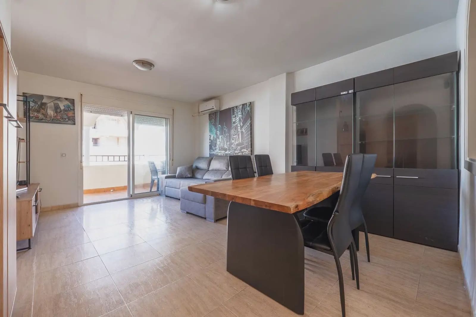 Flat for sale in El Ejido - € 205,000 (Ref: 9837276)