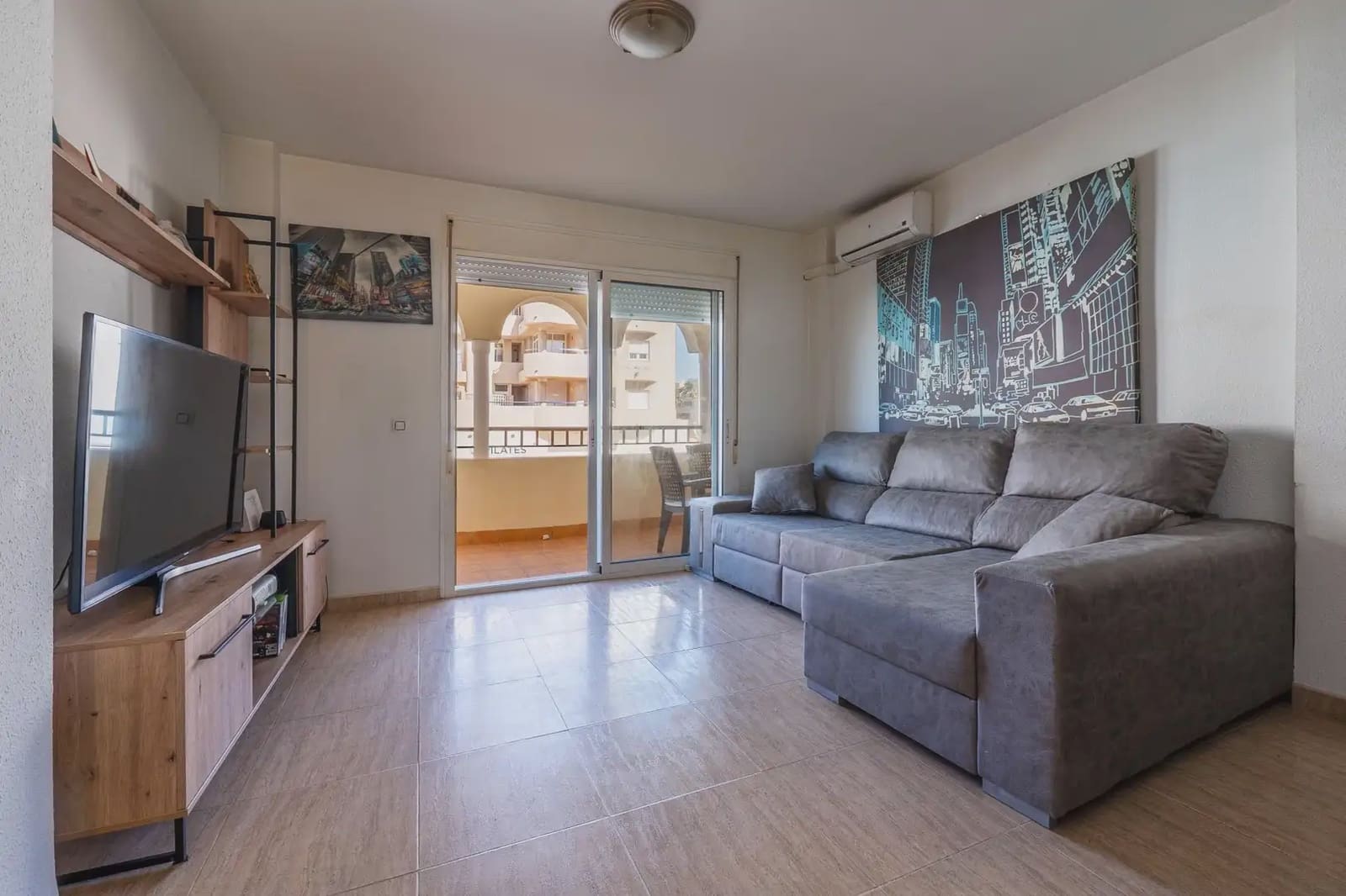 Flat for sale in El Ejido - € 205,000 (Ref: 9837276)