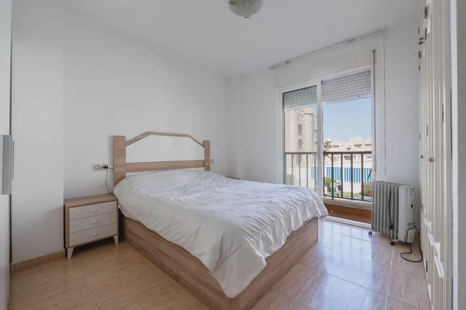 Flat for sale in El Ejido - € 205,000 (Ref: 9837276)