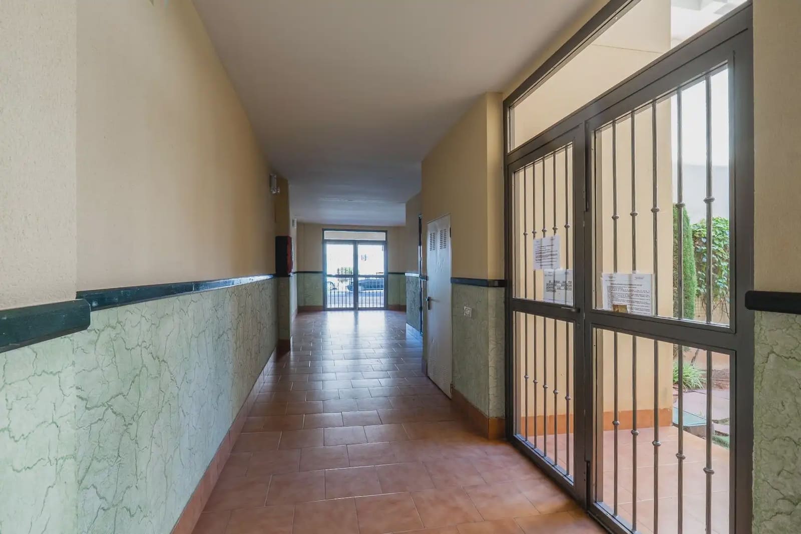 Flat for sale in El Ejido - € 205,000 (Ref: 9837276)