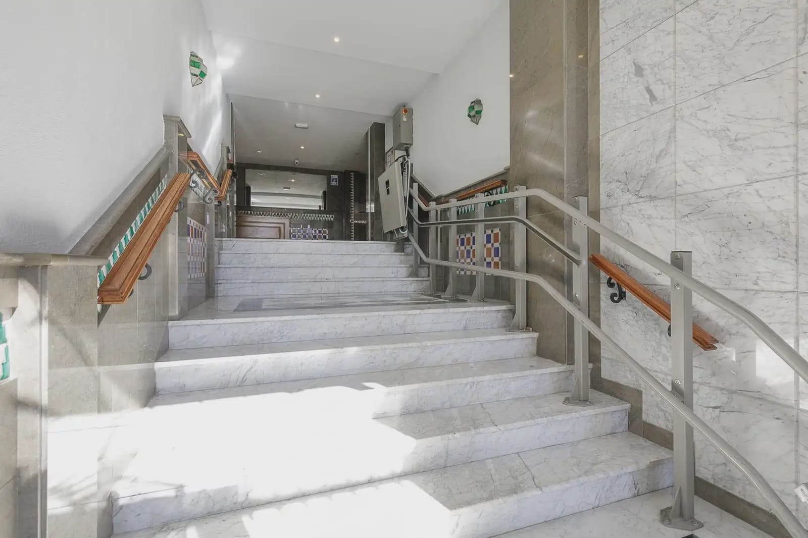 Lejlighed til salg i Granada by med garage - € 295.000 (Ref: 9837277)
