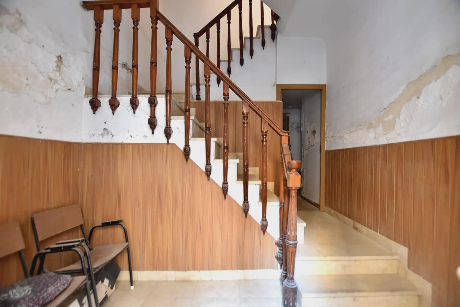 Townhouse for sale in Lanjaron - € 125,000 (Ref: 9837278)