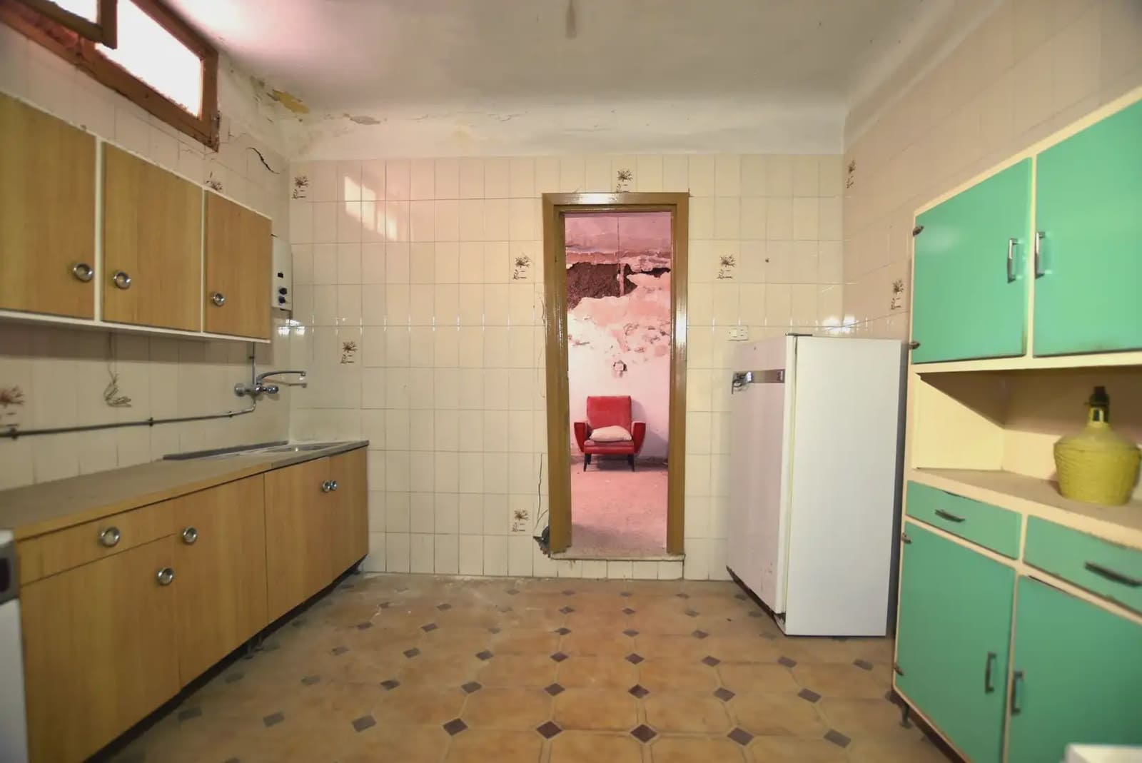 Townhouse for sale in Lanjaron - € 125,000 (Ref: 9837278)