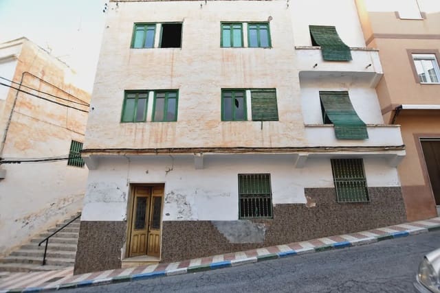 Hus til salgs i Lanjarón - € 125 000 (Ref: 9837278)