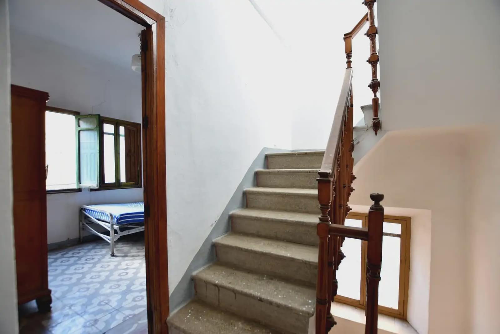 Townhouse for sale in Lanjaron - € 125,000 (Ref: 9837278)