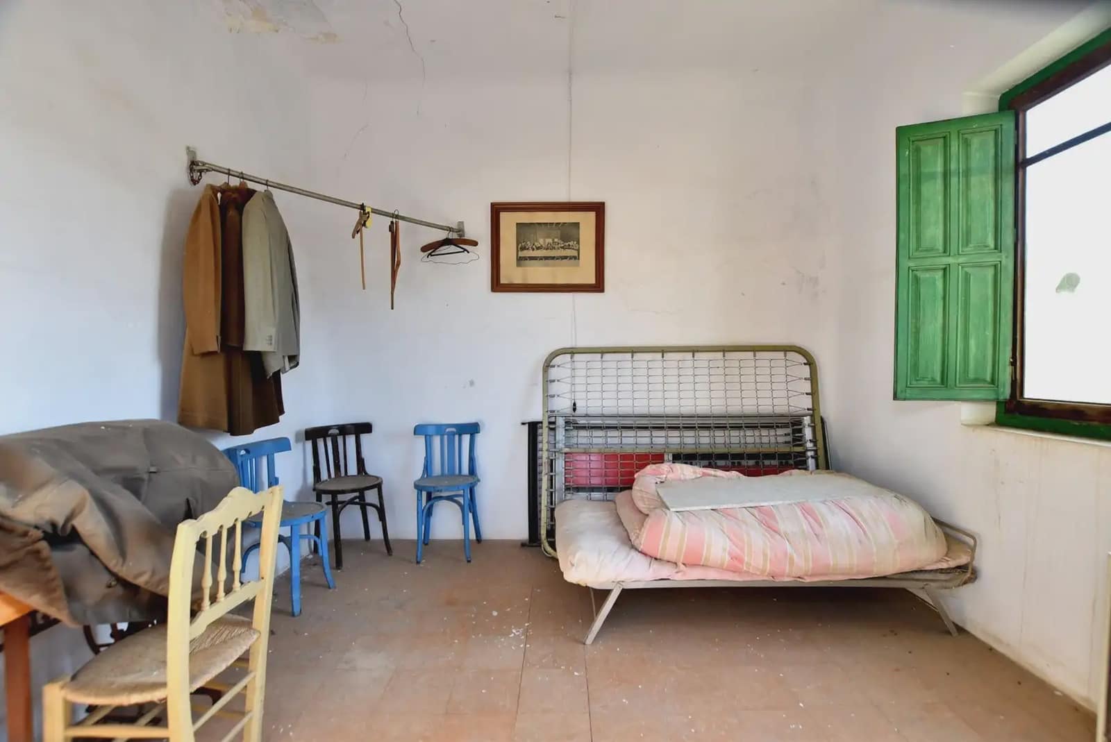 Townhouse for sale in Lanjaron - € 125,000 (Ref: 9837278)
