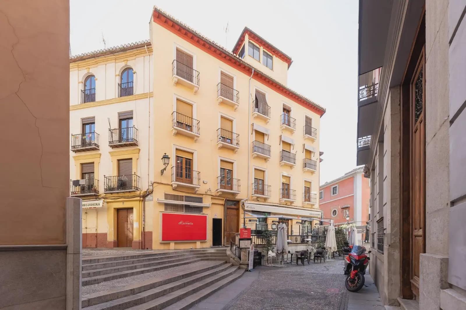 Leilighet til salgs i Granada by - € 350 000 (Ref: 9837281)