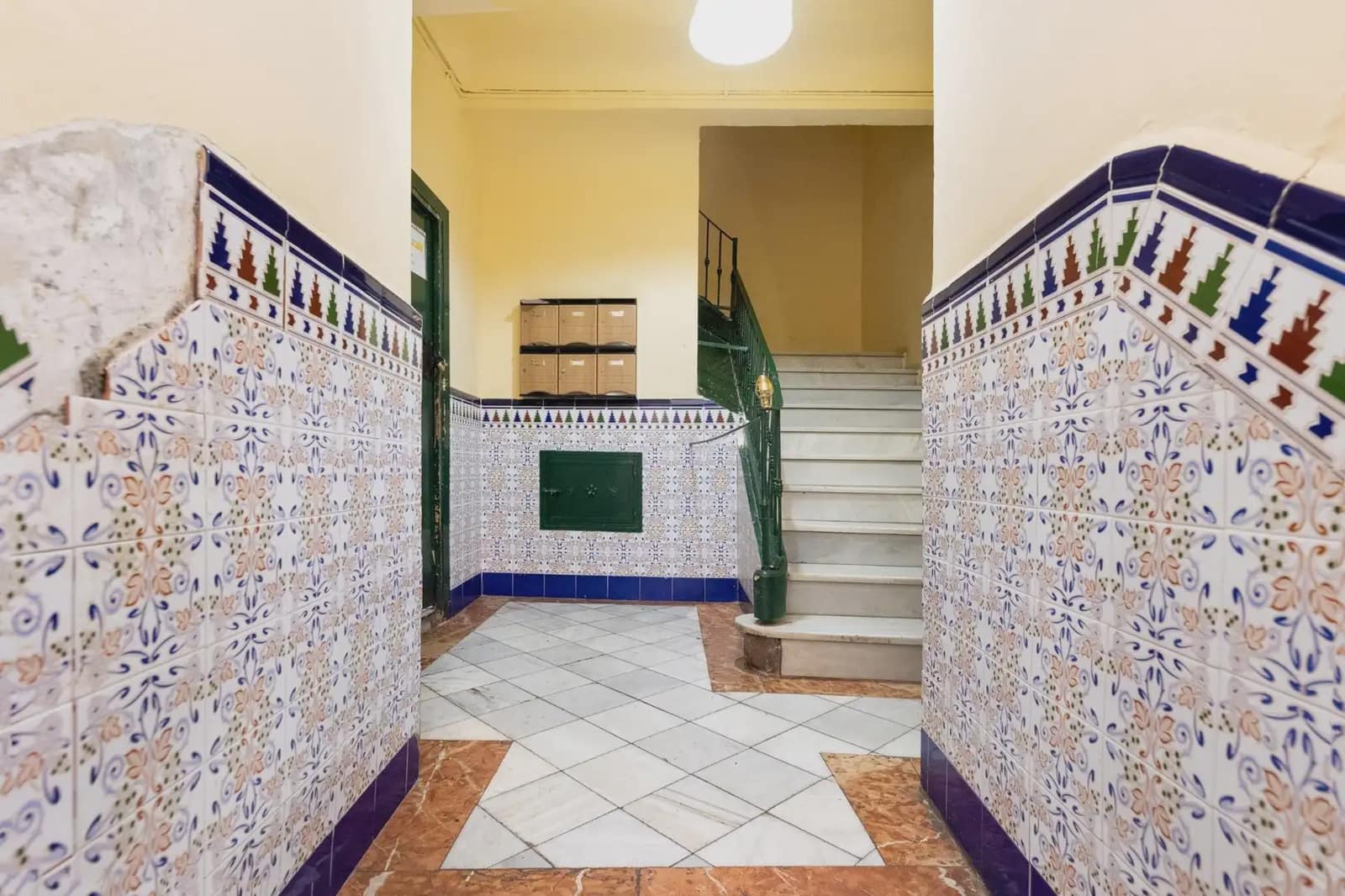 Leilighet til salgs i Granada by - € 350 000 (Ref: 9837281)