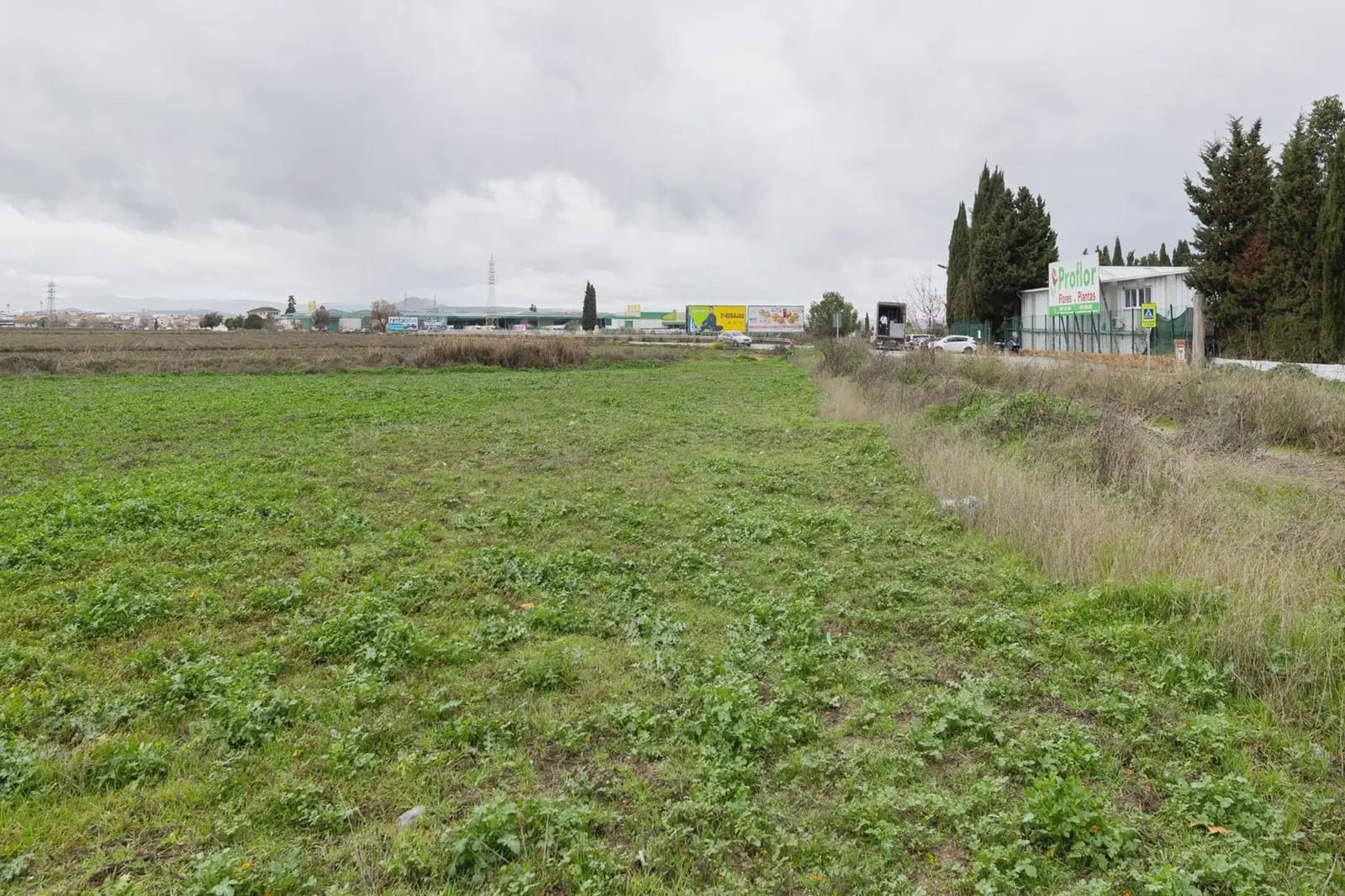 Grunde uden byggetilladelser til salg i Armilla - € 45.500 (Ref: 9837283)