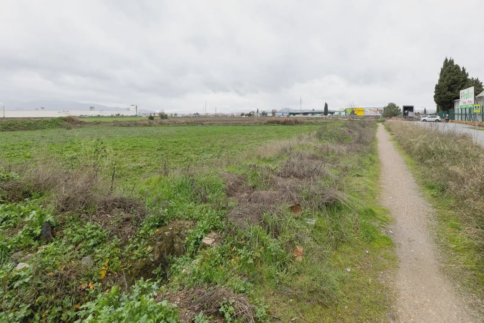 Grunde uden byggetilladelser til salg i Armilla - € 45.500 (Ref: 9837283)