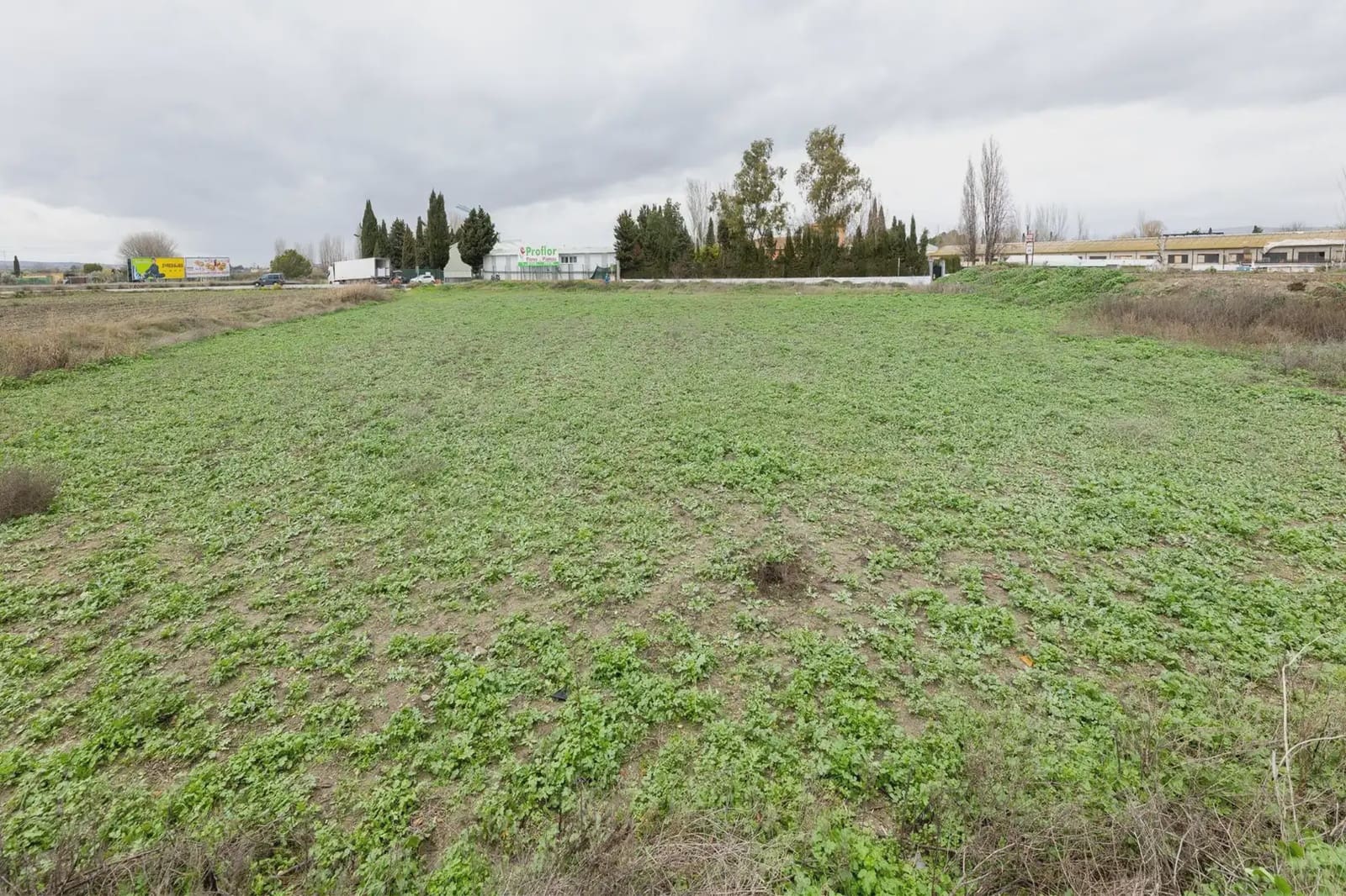 Grunde uden byggetilladelser til salg i Armilla - € 45.500 (Ref: 9837283)