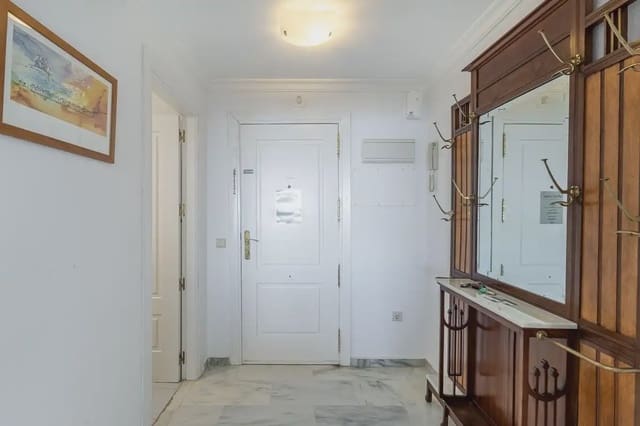 Leilighet til salgs i Hacienda Torrequebrada, Benalmádena med svømmebasseng garasje - € 495 000 (Ref: 9837286)