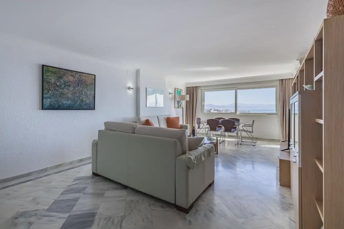 Leilighet til salgs i Benalmadena med svømmebasseng garasje - € 495 000 (Ref: 9837286)