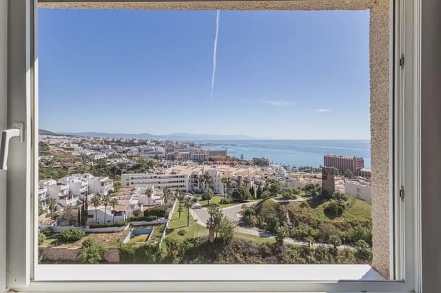 Leilighet til salgs i Hacienda Torrequebrada, Benalmádena med svømmebasseng garasje - € 495 000 (Ref: 9837286)