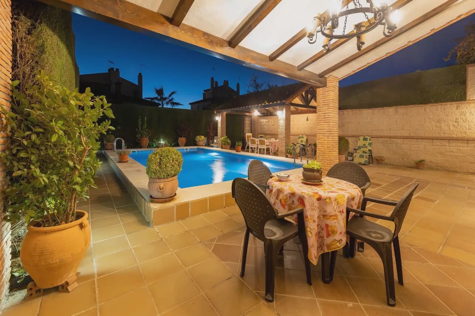 Casa en Peligros en venta con piscina garaje - 395.000 € (Ref: 9837287)