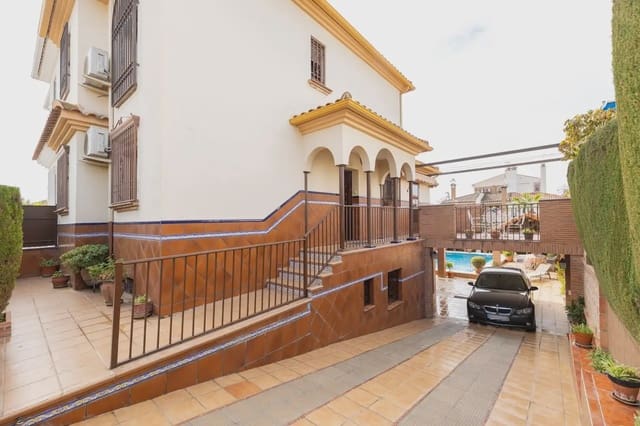 Casa en Peligros en venta con piscina garaje - 395.000 € (Ref: 9837287)