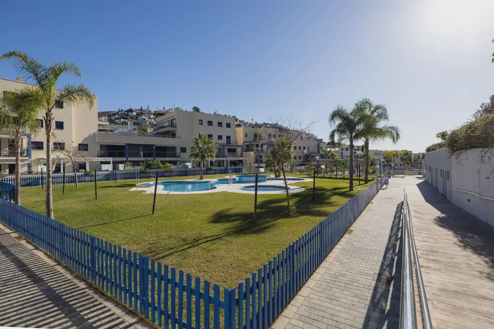 3 chambre Appartement à vendre à Almunecar avec piscine garage - 340 000 € (Ref: 9837288)