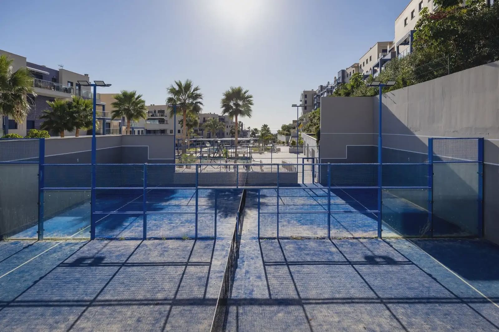 3 chambre Appartement à vendre à Almunecar avec piscine garage - 340 000 € (Ref: 9837288)