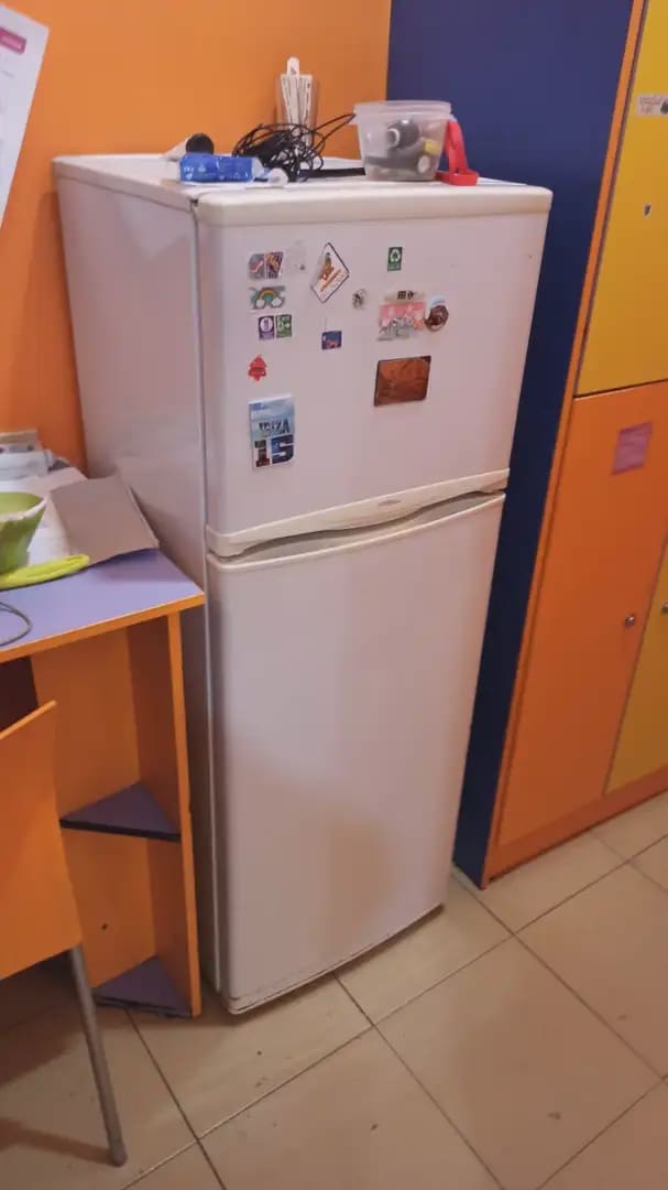 Kommersiell til leie i Granada by - € 1 980 (Ref: 9837291)