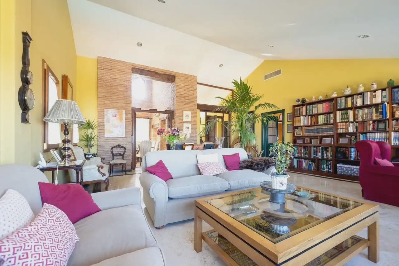 4 Zimmer Villa zu verkaufen in Monachil mit Pool Garage - 695.000 € (Ref: 9837293)