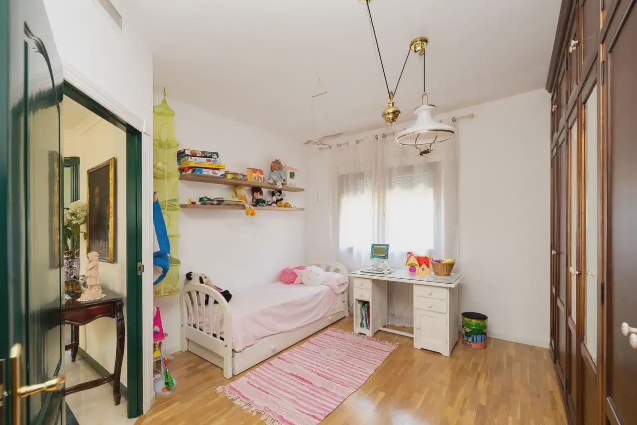 4 Zimmer Villa zu verkaufen in Monachil mit Pool Garage - 695.000 € (Ref: 9837293)
