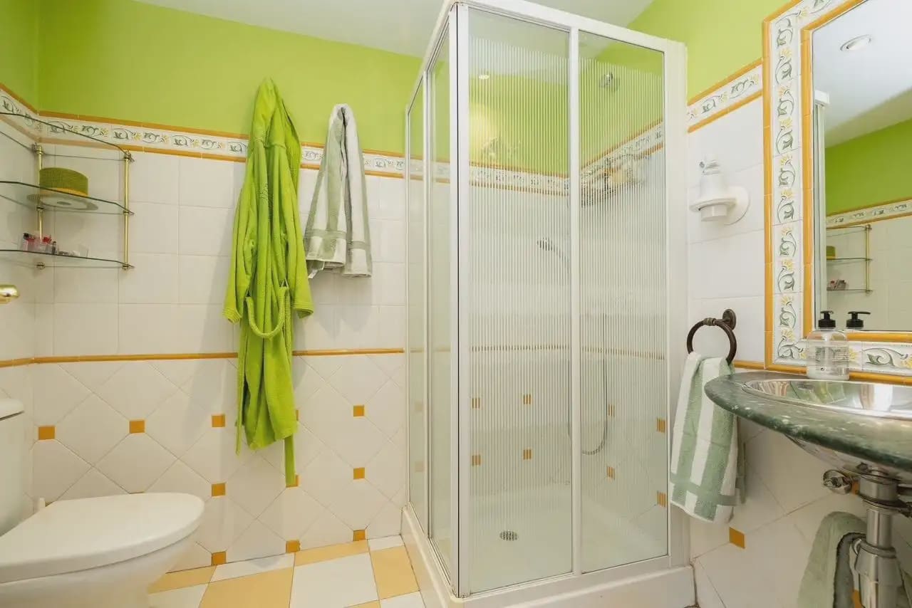 4 Zimmer Villa zu verkaufen in Monachil mit Pool Garage - 695.000 € (Ref: 9837293)