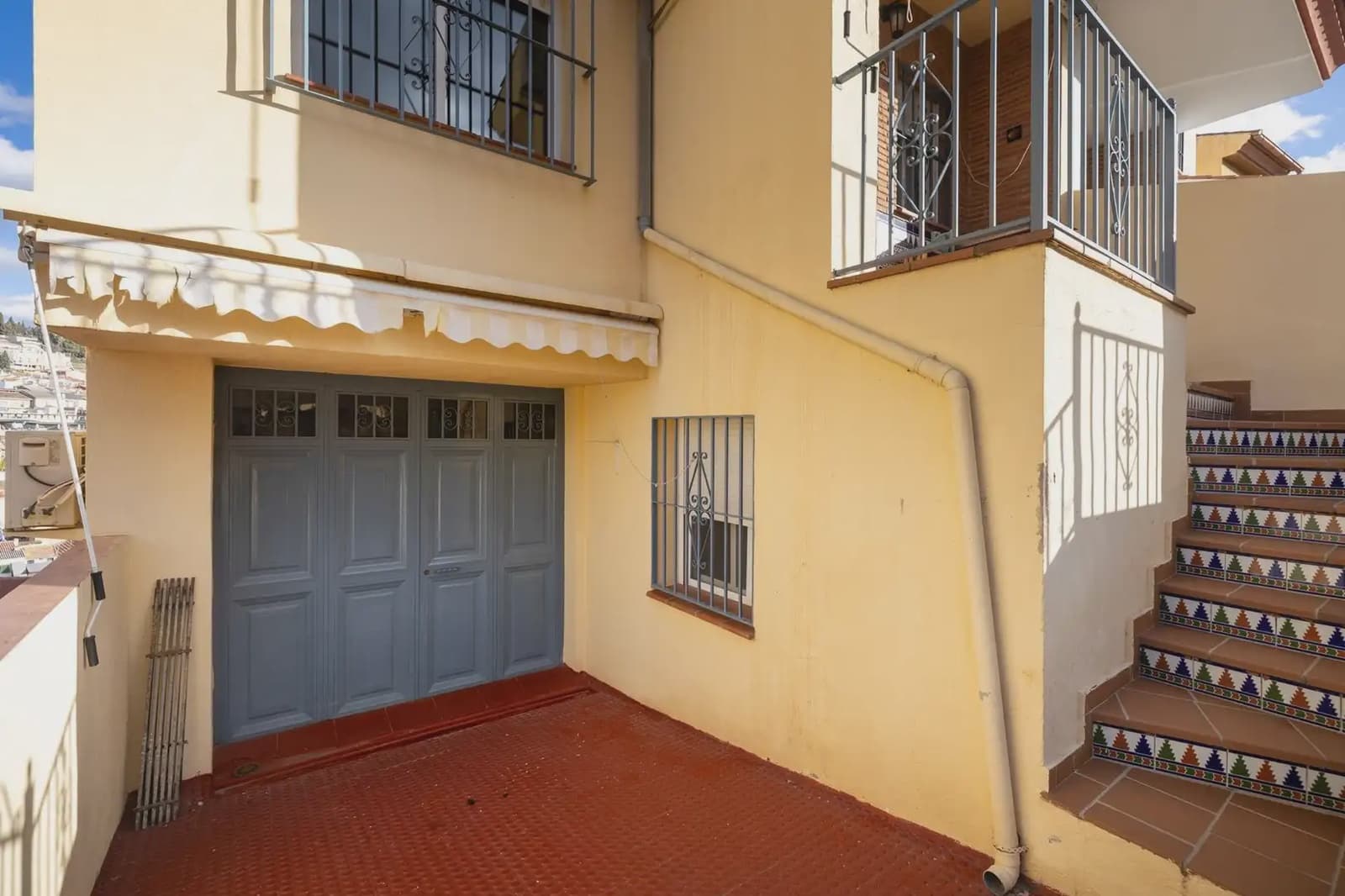 Hus til salgs i Alfacar - € 295 000 (Ref: 9837294)