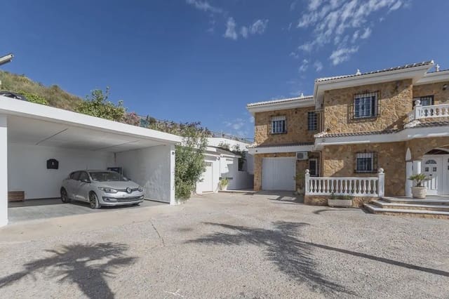 Villa till salu i Itrabo med pool garage - 689 000 € (Ref: 9837297)