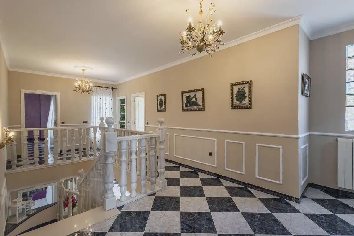 Villa til salg i Itrabo med swimmingpool garage - € 689.000 (Ref: 9837297)
