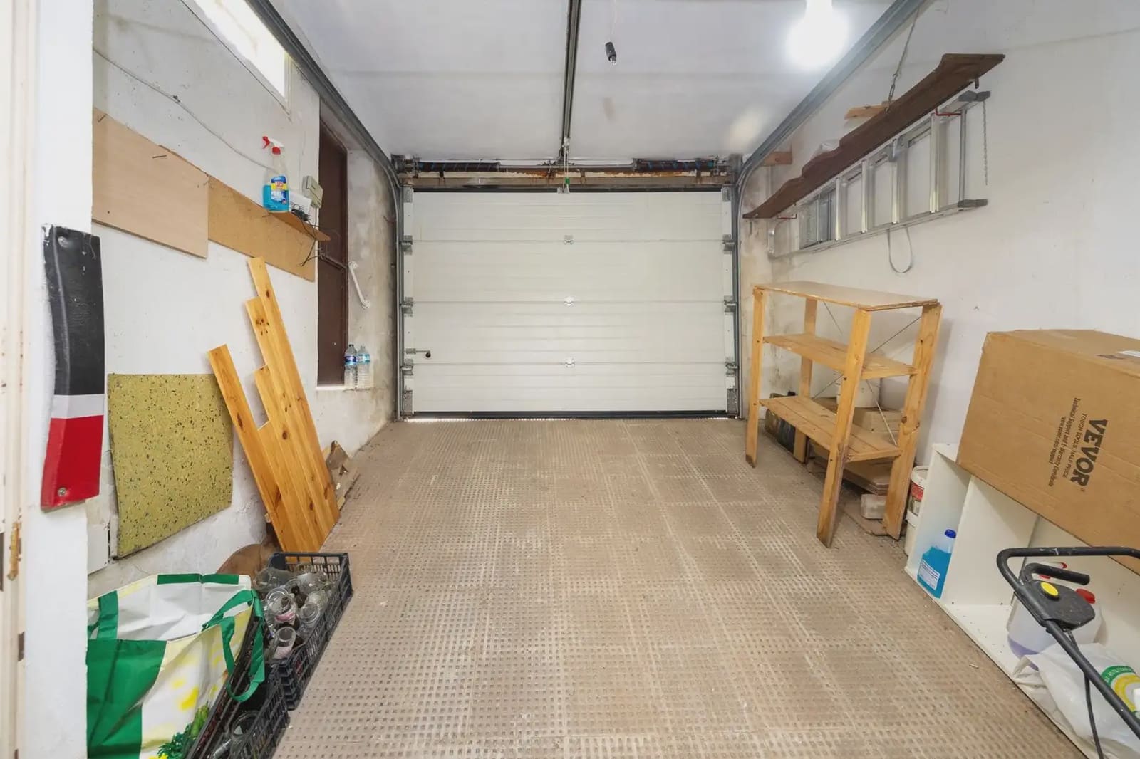 3 makuuhuone Paritalo myytävänä paikassa La Zubia mukana uima-altaan 
autotalli - 310 000 € (Ref: 9837298)