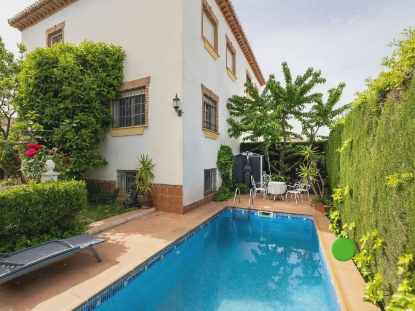 3 quarto Moradia Geminada para venda em La Zubia com piscina garagem - 299 000 € (Ref: 9837298)