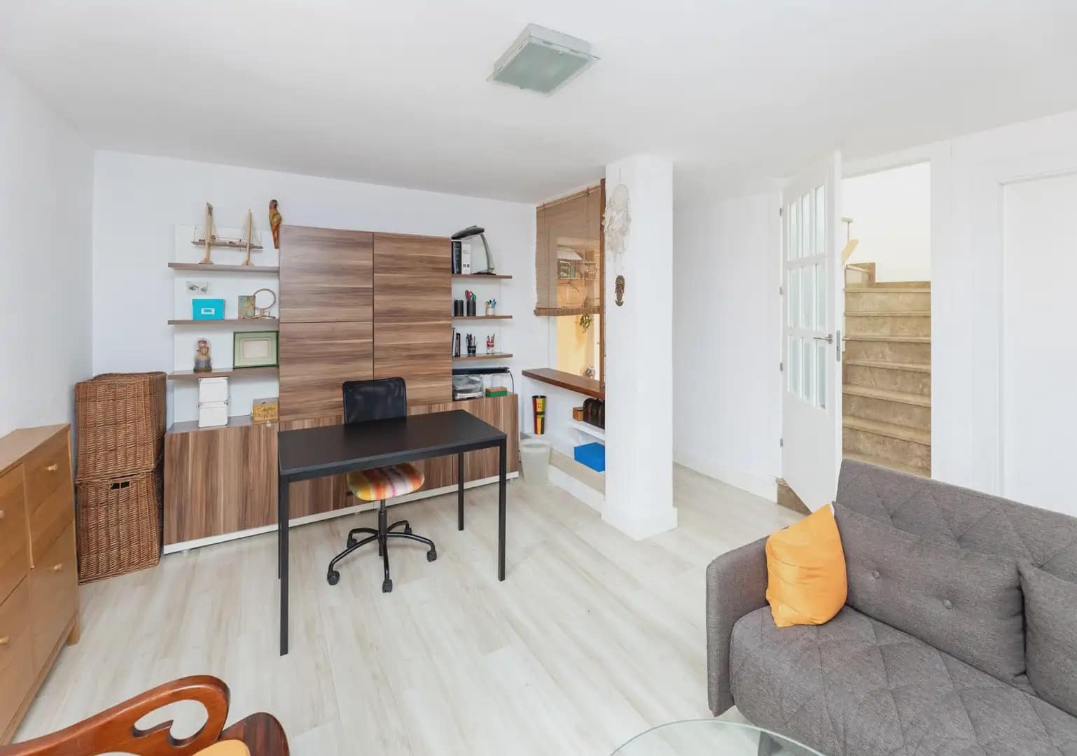 Semi-detached Villa for sale in Jun with garage - € 290,000 (Ref: 9837299)