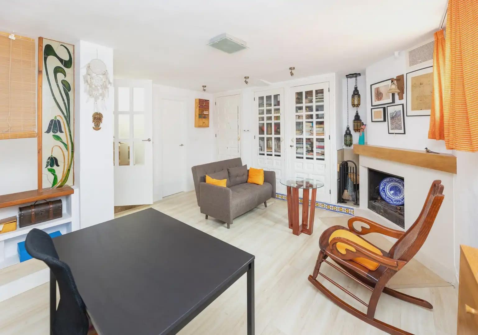 Semi-detached Villa for sale in Jun with garage - € 290,000 (Ref: 9837299)