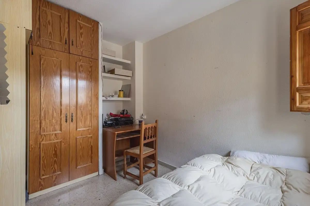 Hus till salu i Granada stad - 315 000 € (Ref: 9837300)