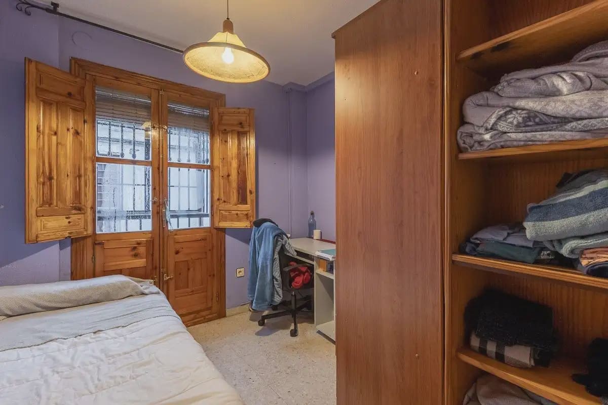 Hus till salu i Granada stad - 315 000 € (Ref: 9837300)