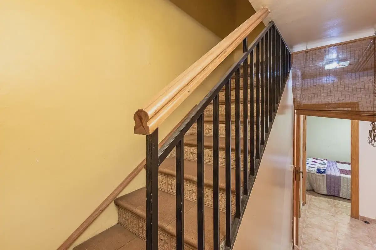 Hus till salu i Granada stad - 315 000 € (Ref: 9837300)