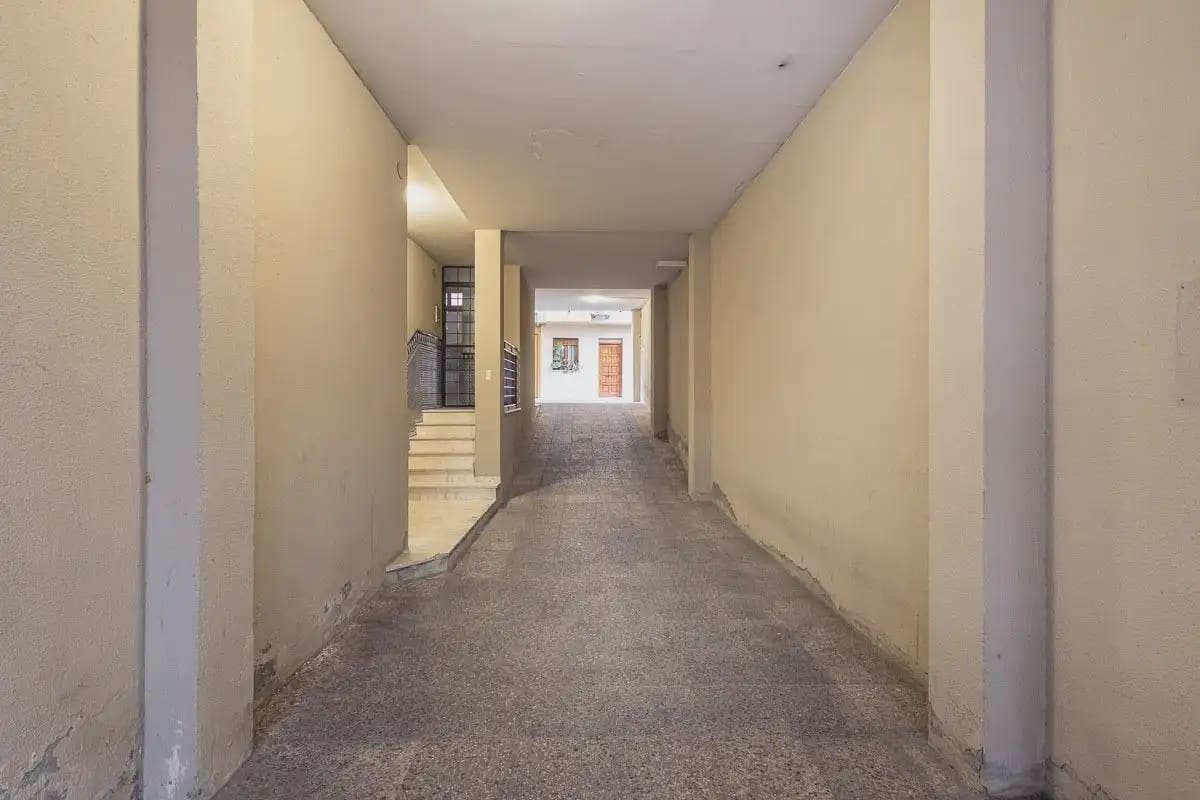 Hus till salu i Granada stad - 315 000 € (Ref: 9837300)