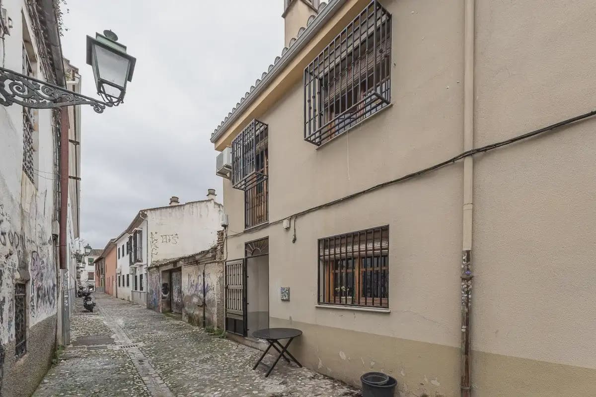 Hus till salu i Granada stad - 315 000 € (Ref: 9837300)