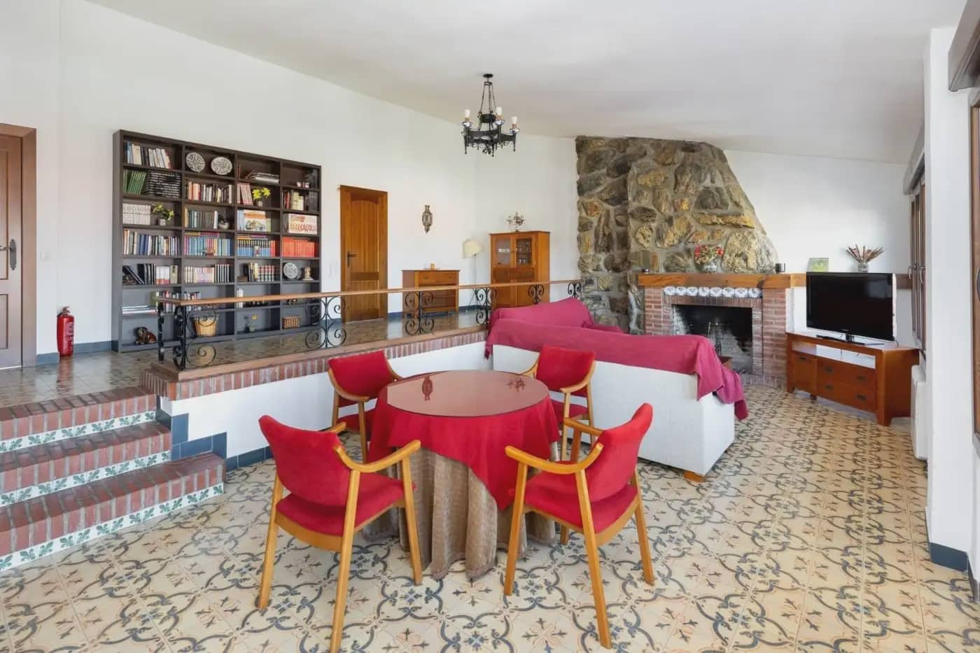 Villa zu verkaufen in Monachil mit Pool Garage - 430.000 € (Ref: 9837301)