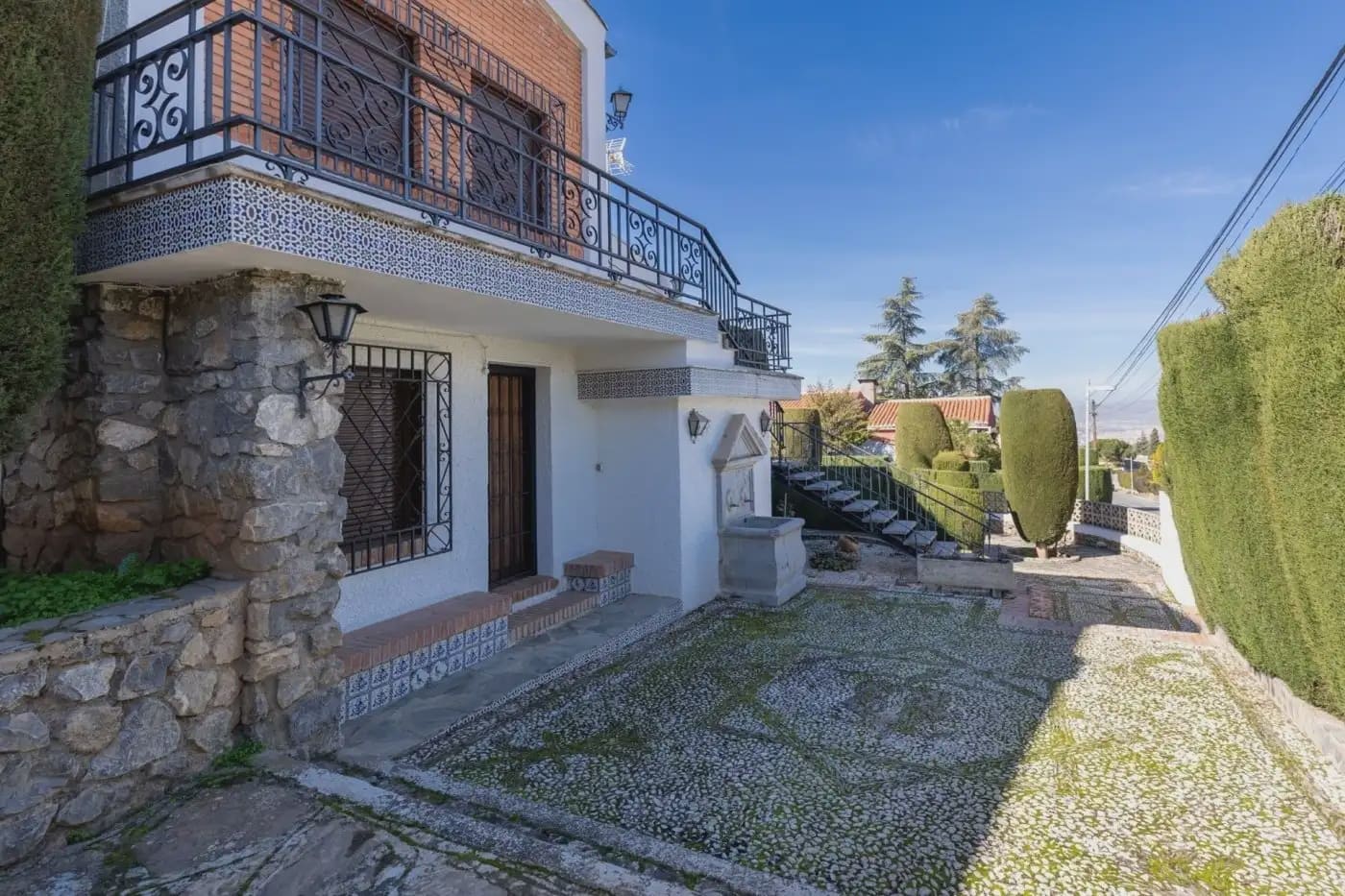 Villa zu verkaufen in Monachil mit Pool Garage - 430.000 € (Ref: 9837301)