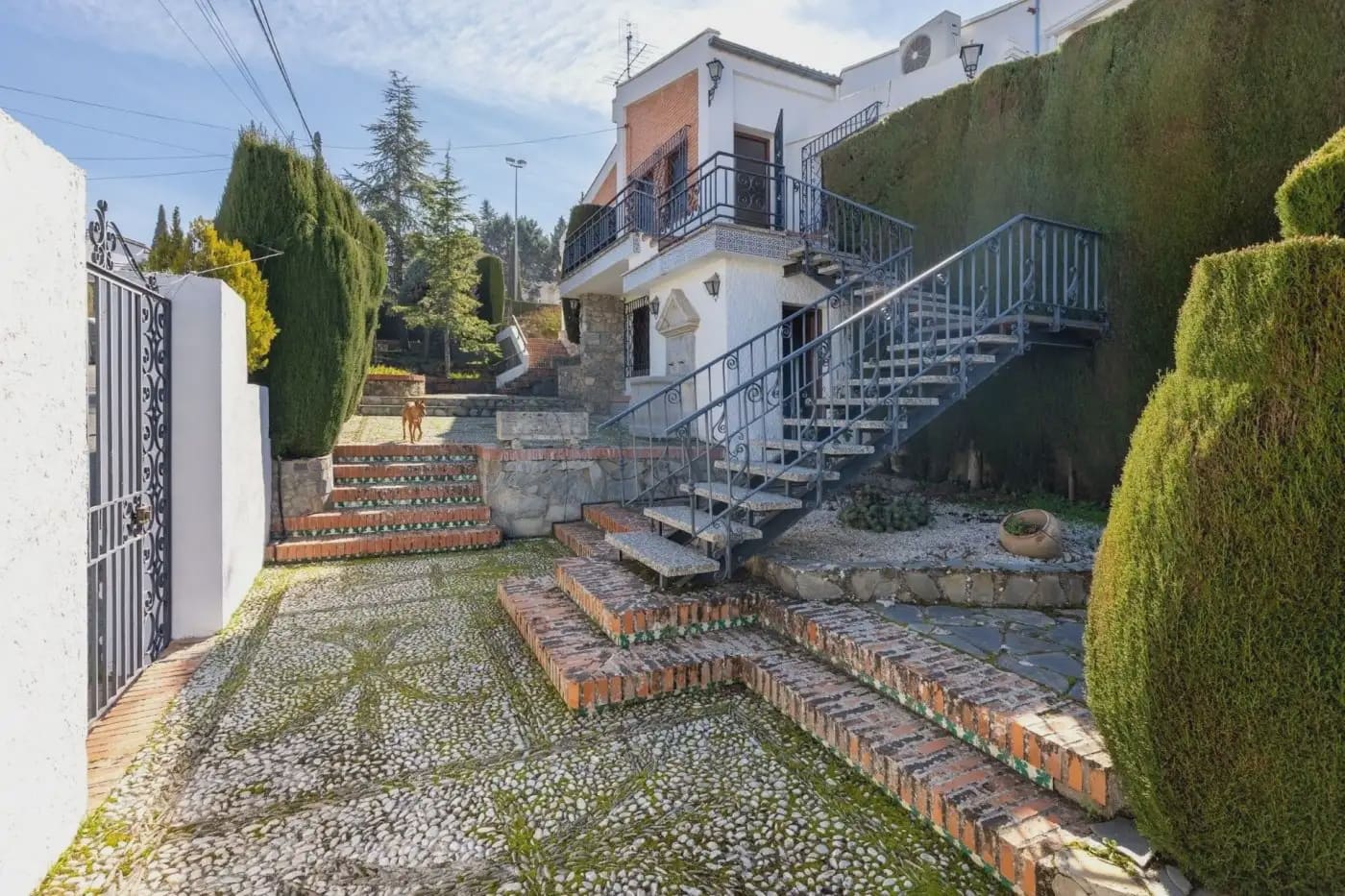 Villa zu verkaufen in Monachil mit Pool Garage - 430.000 € (Ref: 9837301)