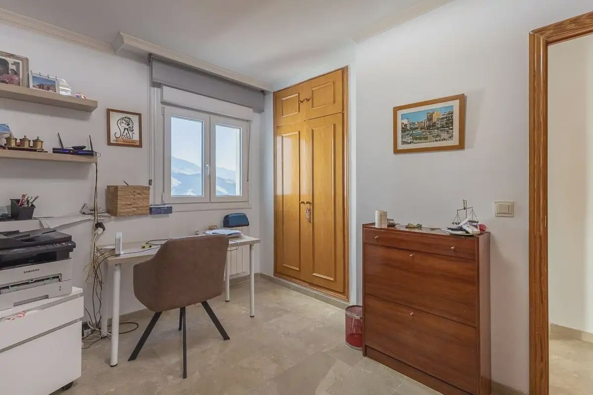 Villa zu verkaufen in Cenes de la Vega mit Pool Garage - 365.000 € (Ref: 9837305)