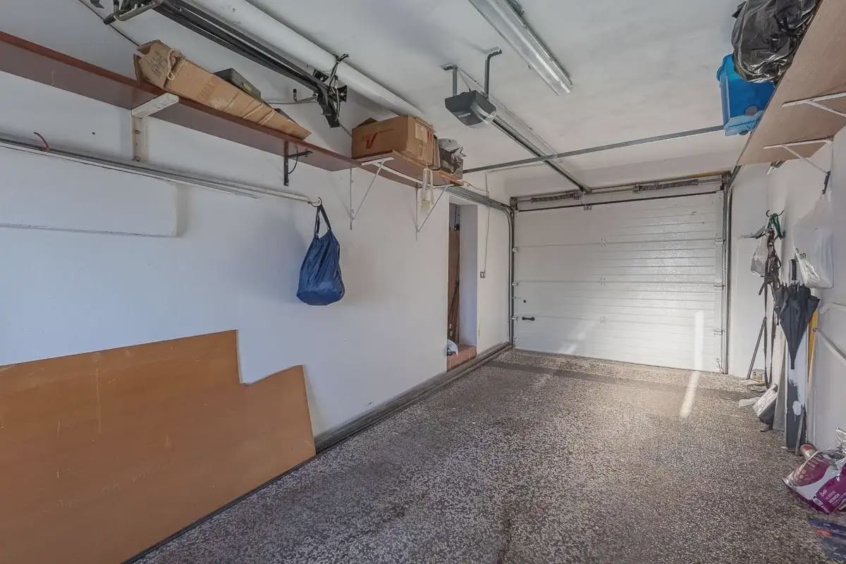 Villa zu verkaufen in Cenes de la Vega mit Pool Garage - 365.000 € (Ref: 9837305)